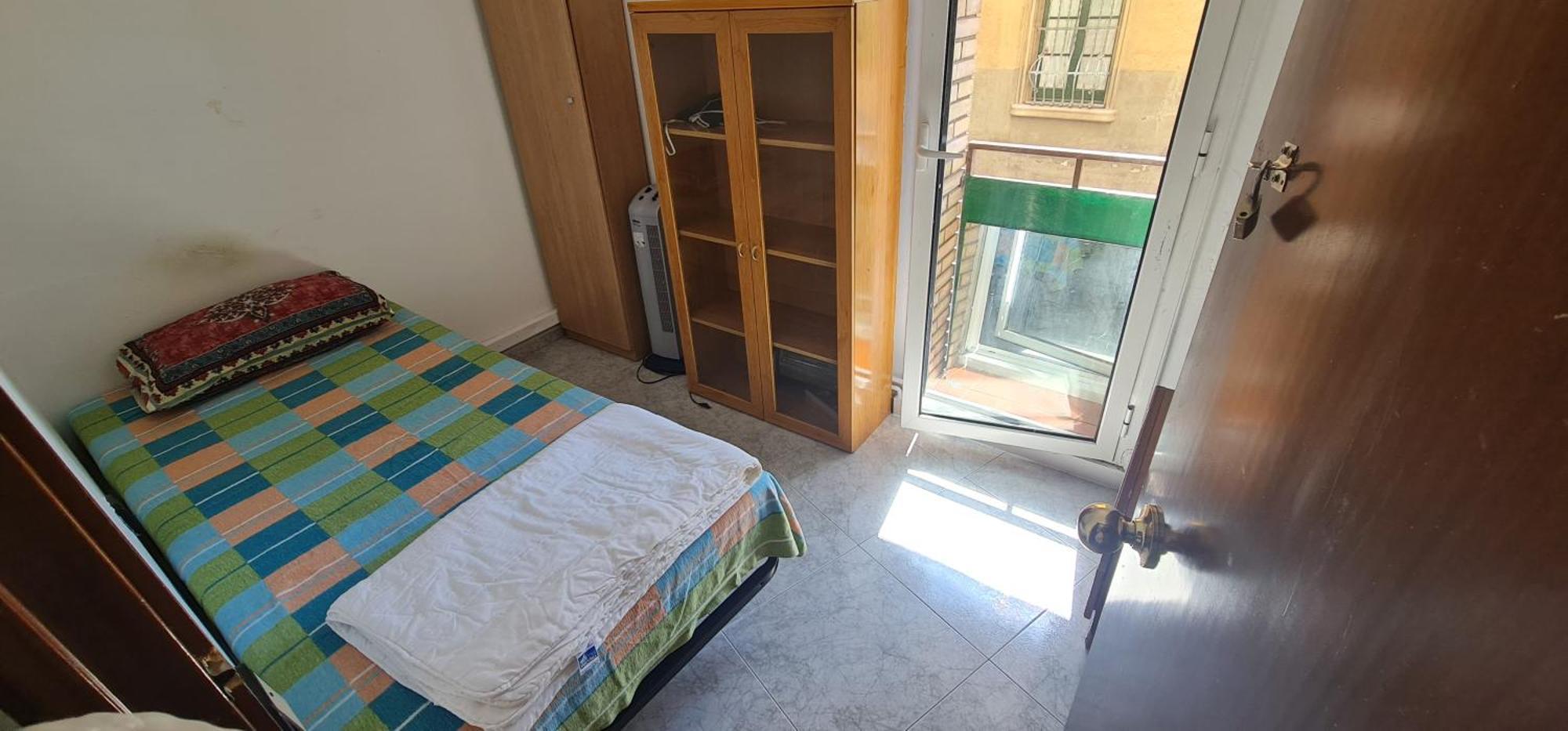 Sunny Room In A Shared Apartment In Rubi Exterior photo